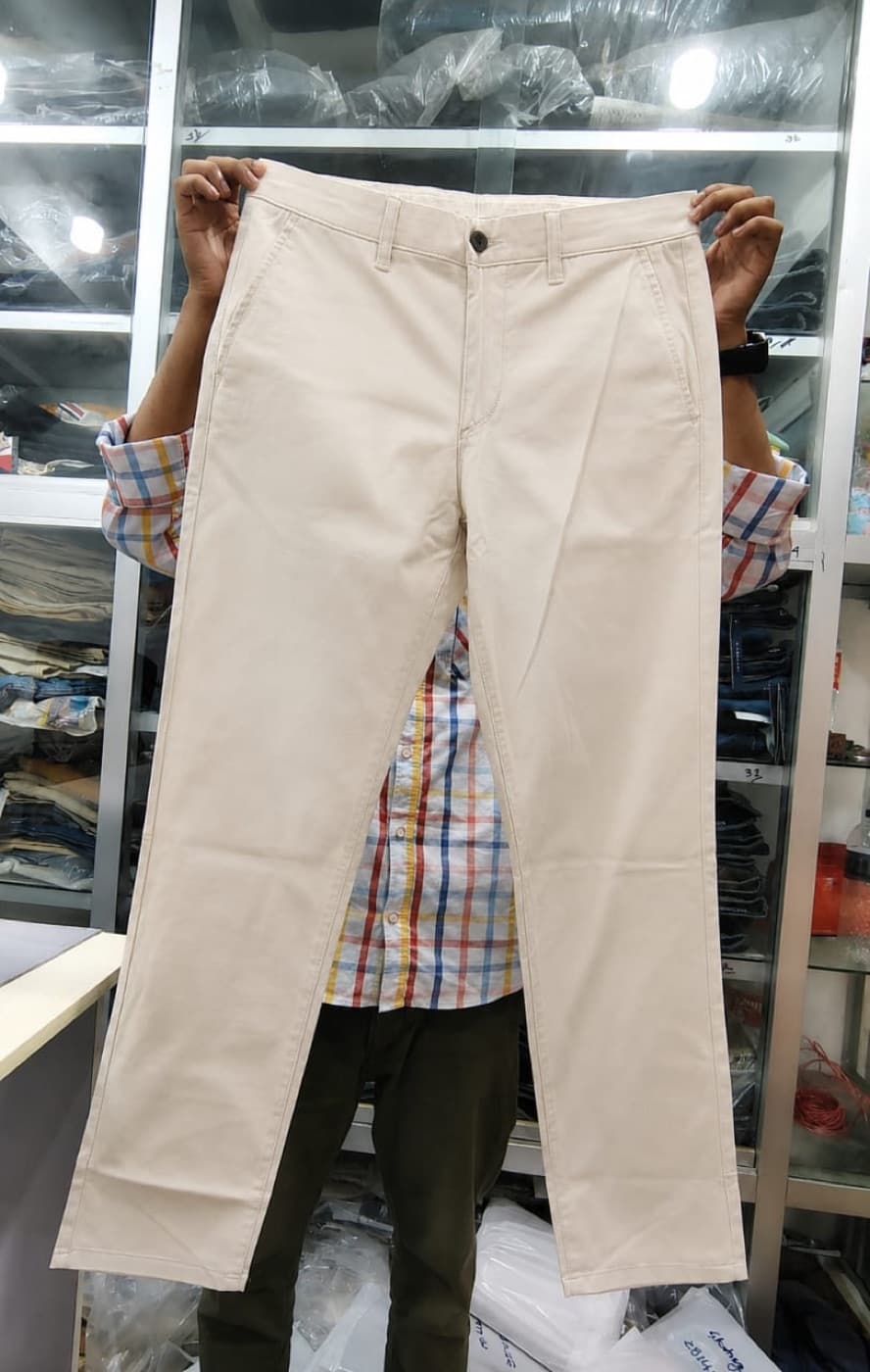 American Eagle Everyday Twill, Bone, held up in-store